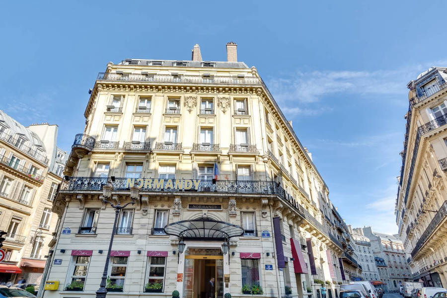 Nearby Club - Hôtel Normandy Paris
