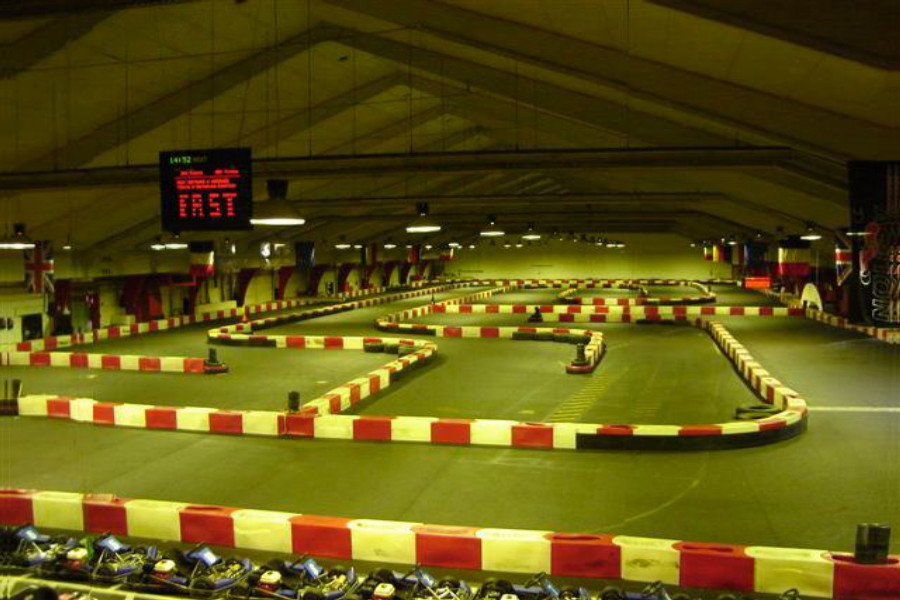 Mol in Action karting Mol