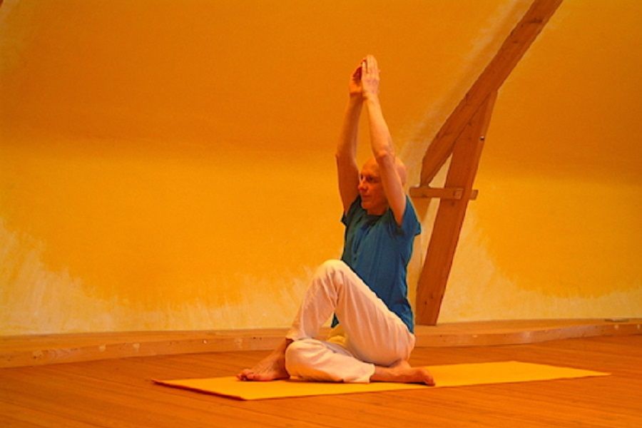 Yoga Trikon Brugge